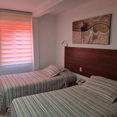 אריקה Hotel Plaza Colon מראה חיצוני תמונה