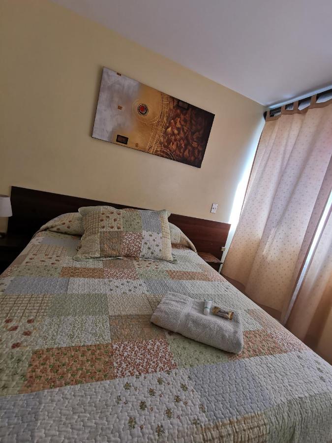 אריקה Hotel Plaza Colon מראה חיצוני תמונה