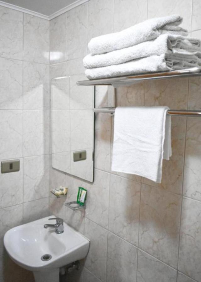 אריקה Hotel Plaza Colon מראה חיצוני תמונה