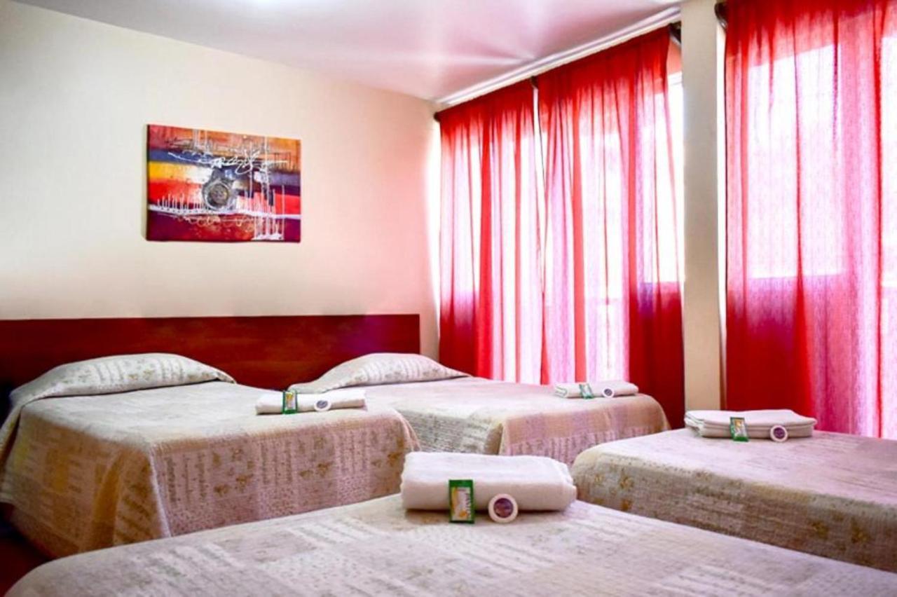 אריקה Hotel Plaza Colon מראה חיצוני תמונה
