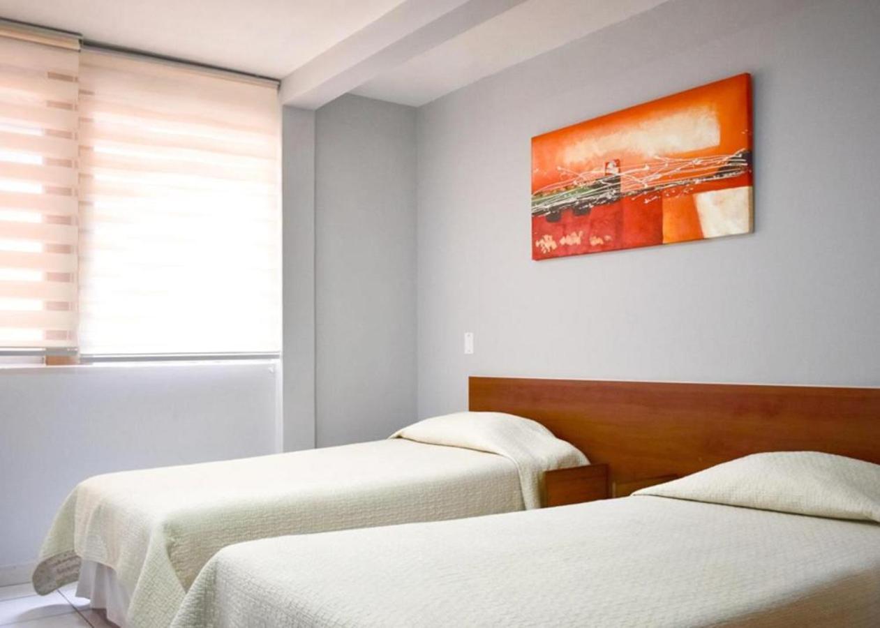 אריקה Hotel Plaza Colon מראה חיצוני תמונה