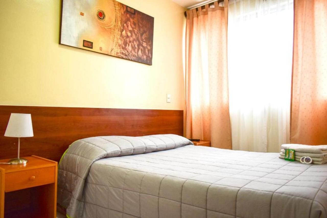אריקה Hotel Plaza Colon מראה חיצוני תמונה