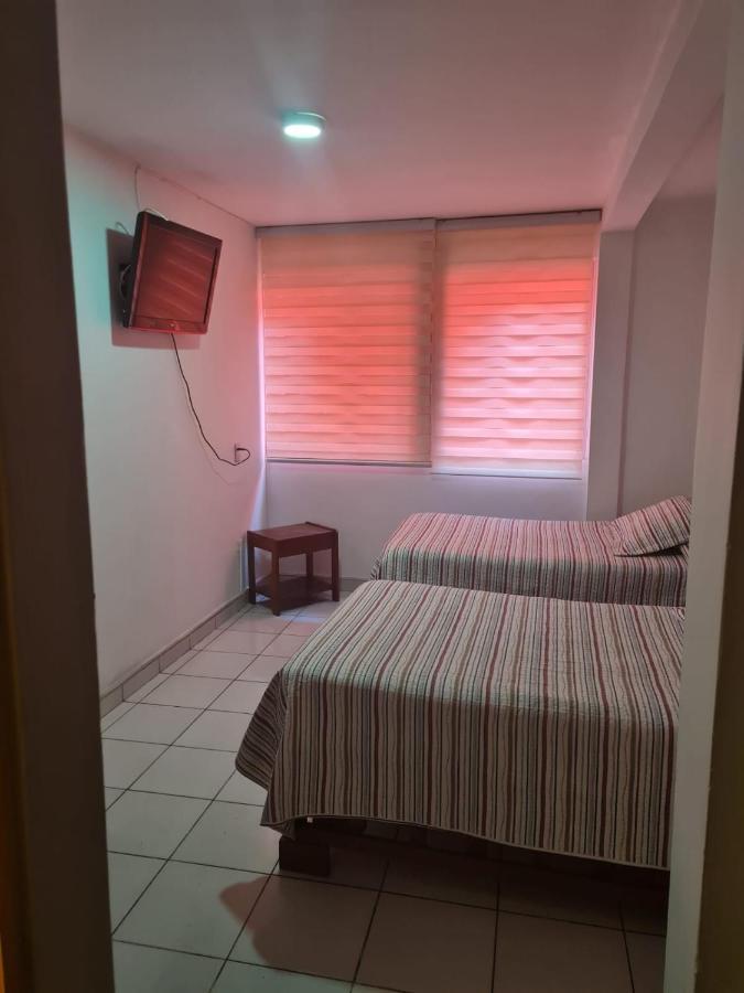 אריקה Hotel Plaza Colon מראה חיצוני תמונה