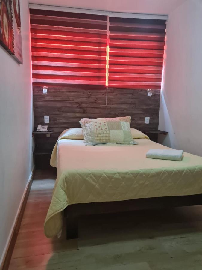 אריקה Hotel Plaza Colon מראה חיצוני תמונה