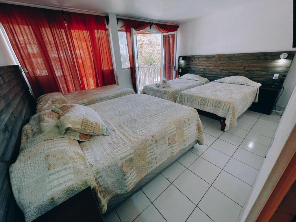 אריקה Hotel Plaza Colon מראה חיצוני תמונה