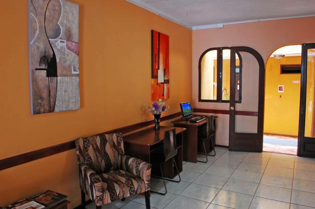אריקה Hotel Plaza Colon מראה חיצוני תמונה